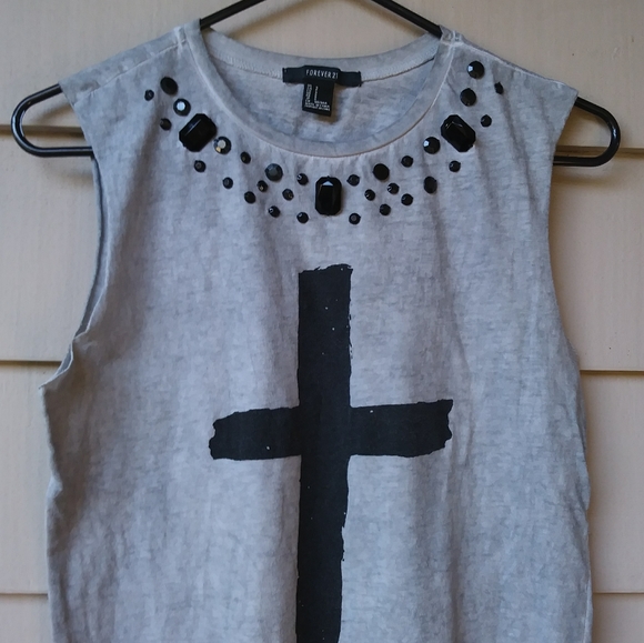 Forever 21 Tops - SALE - FOREVER 21 CROSS TANK TOP